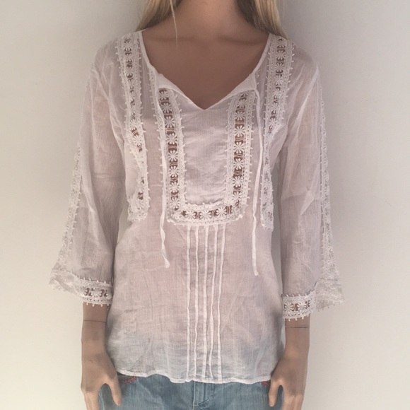Solitaire Tops - Stunning Wht Gauze Blouse With Embroidered Panels